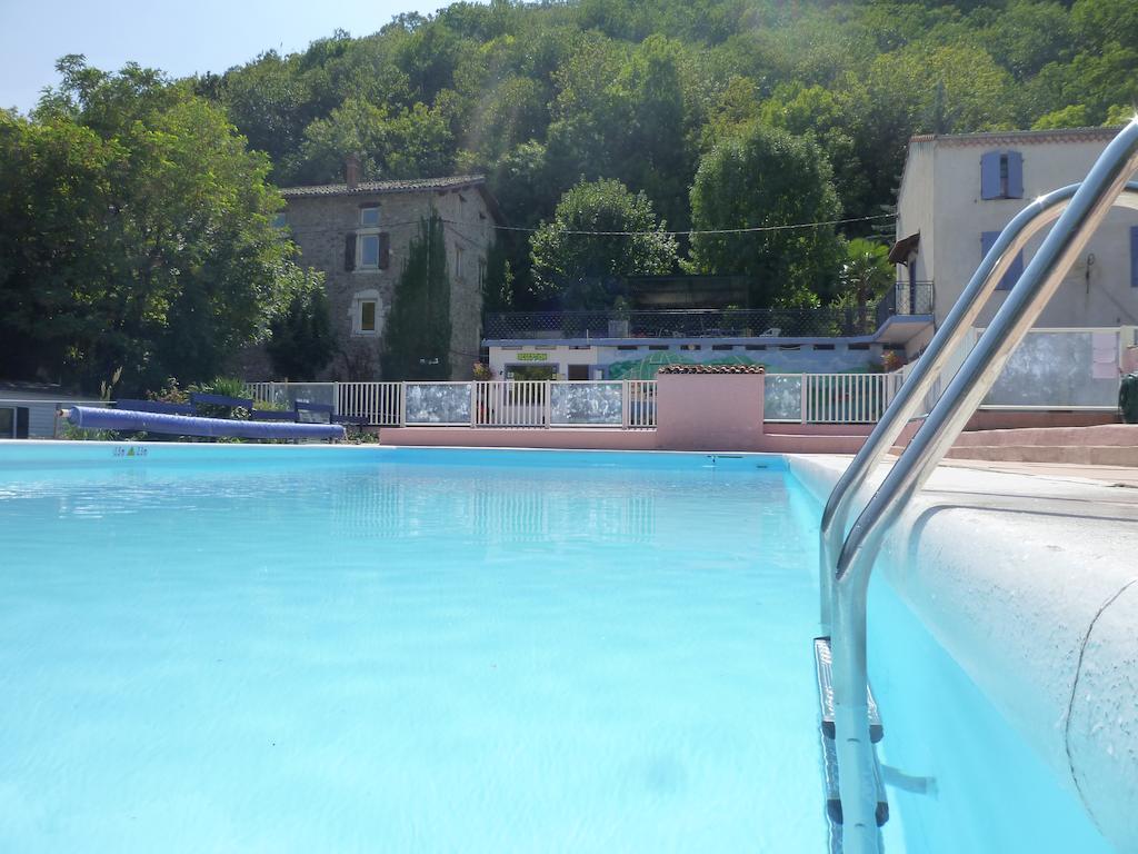 Hotel Camping La Bohème à Tournon-sur-Rhone Extérieur photo