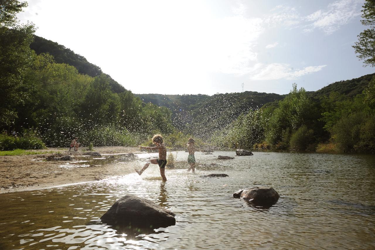 Hotel Camping La Bohème à Tournon-sur-Rhone Extérieur photo